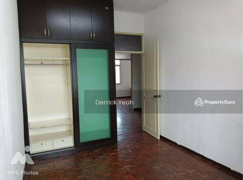 Untuk Disewa - 2 Storey House @ Taman Iping, Batu Maung fo Rent