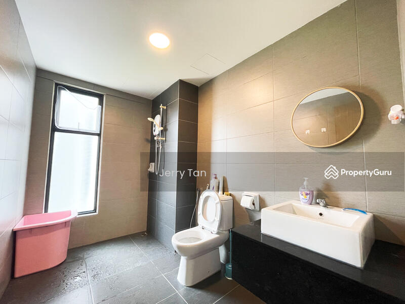 For Rent - M Tree Hill