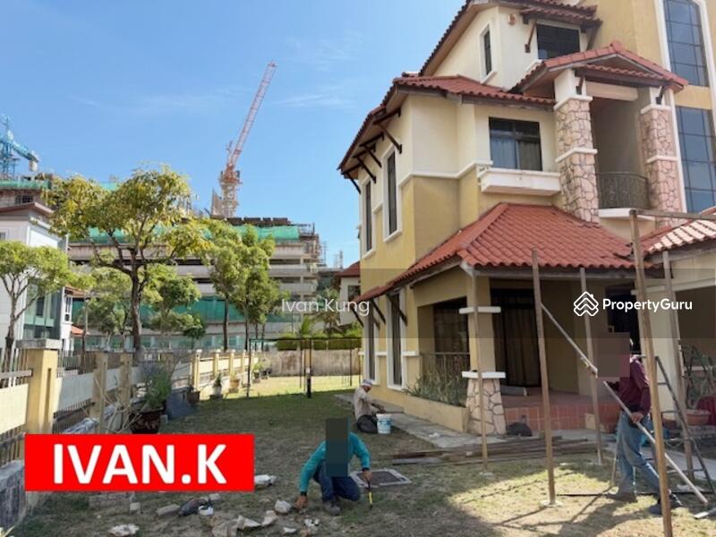 Untuk Disewa - D Residence, Gated Guarded 3 Storey Bungalow, Corner, 7000 Sf Furnish