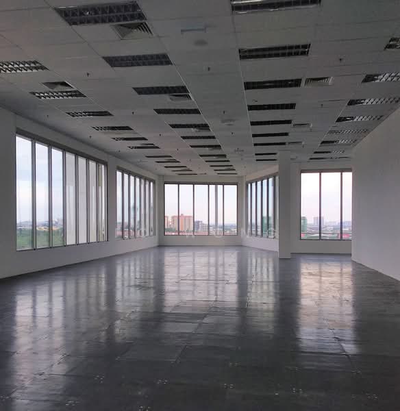 Office for Rent in Bandar Puteri Puchong (Puchong) - FC Wong - Interior - PropertyGuru.com.my