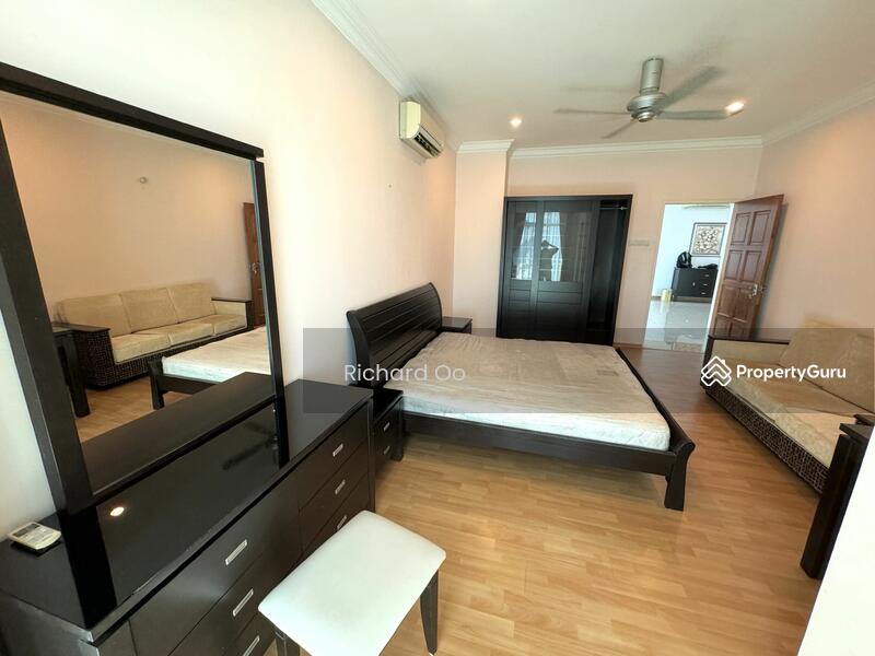 For Rent - Gurney Palace