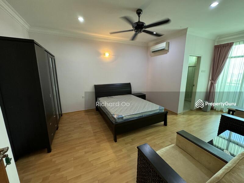 For Rent - Gurney Palace