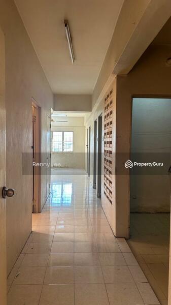 For Sale - Kantan Court