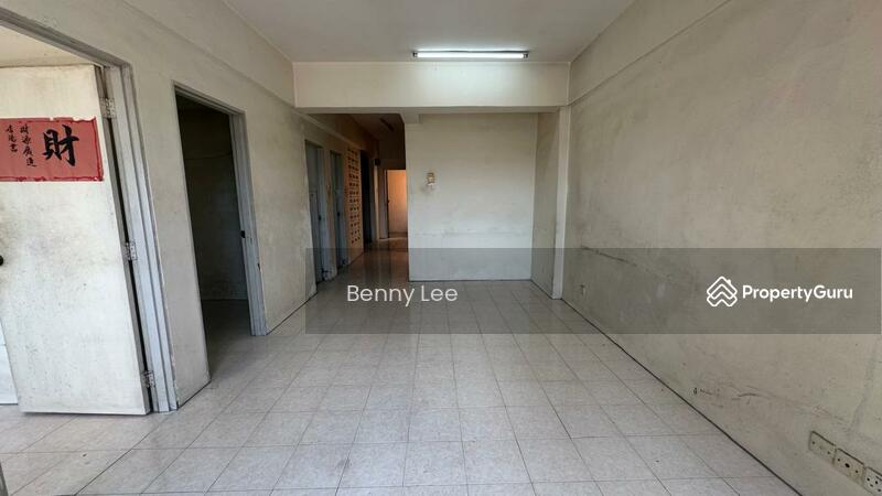 For Sale - Kantan Court