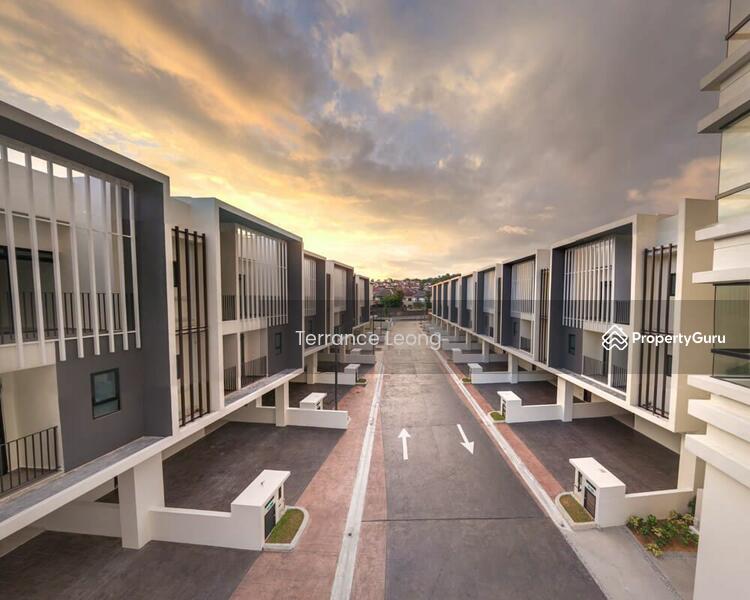 For Sale - Alstonia Hilltop Homes @ BRP