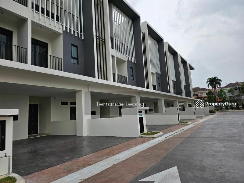 For Sale - Alstonia Hilltop Homes @ BRP