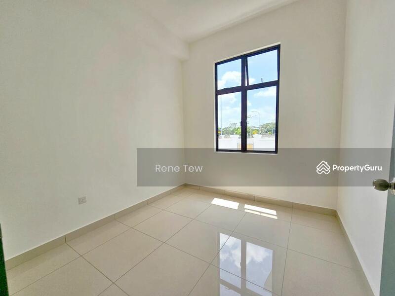 For Sale - The straits view Link
