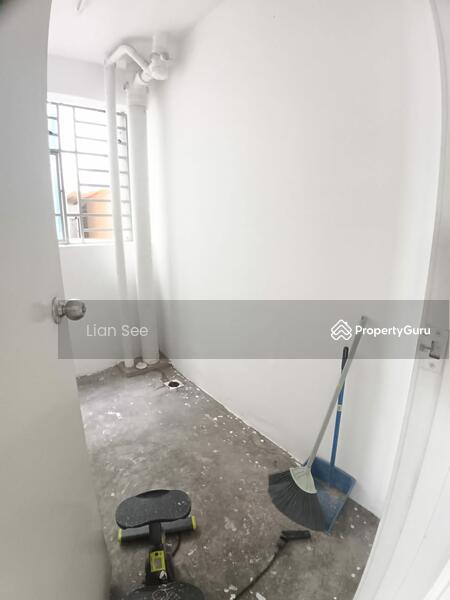 For Rent - Sentrovue