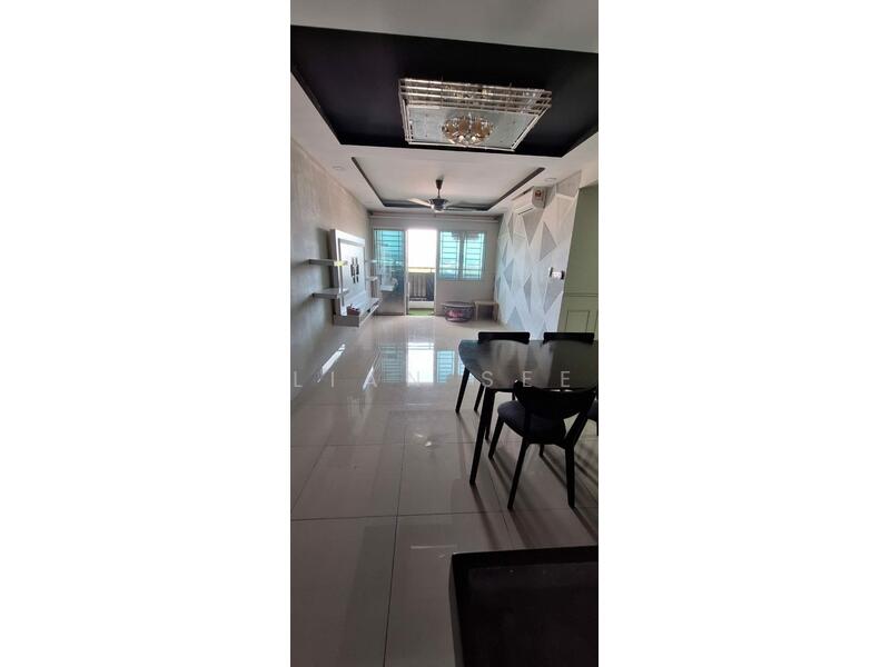 For Rent - Sentrovue