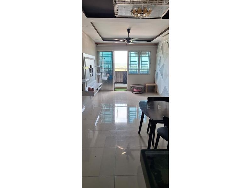 For Rent - Sentrovue