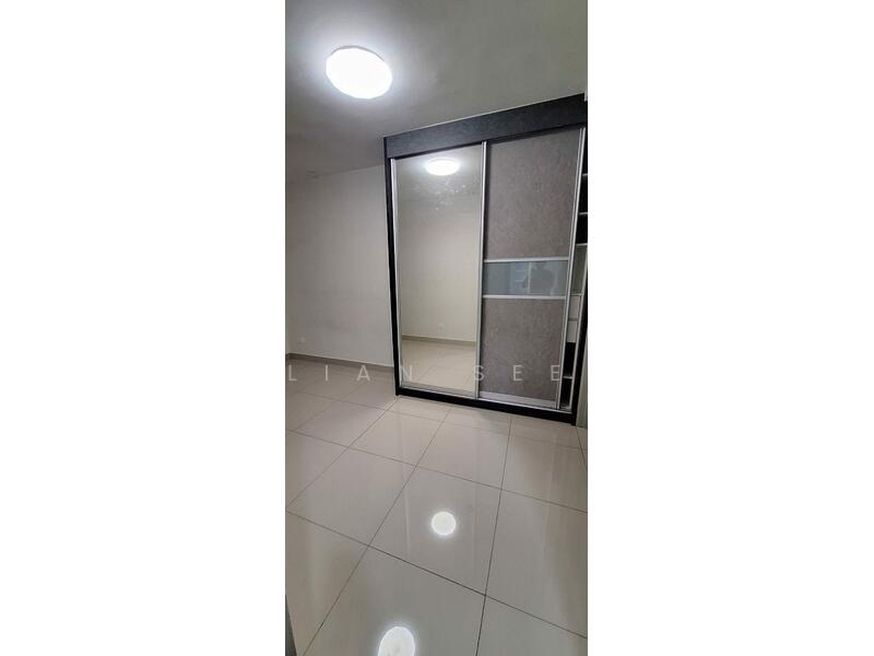 For Rent - Sentrovue