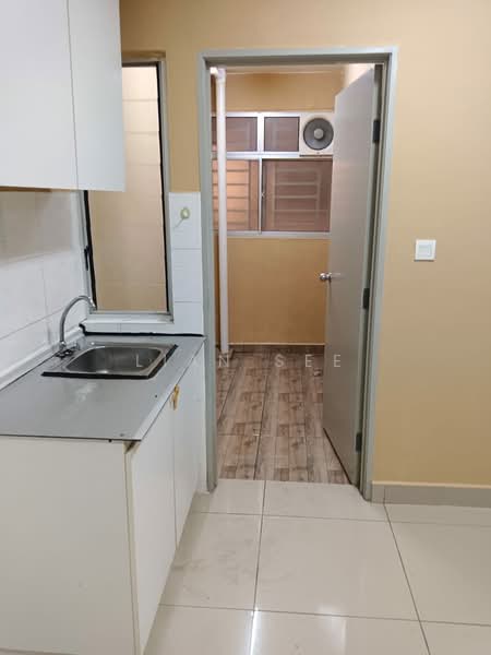 Servis Apartment untuk Disewa di Sentrovue - Lian See - Kitchen - PropertyGuru.com.my