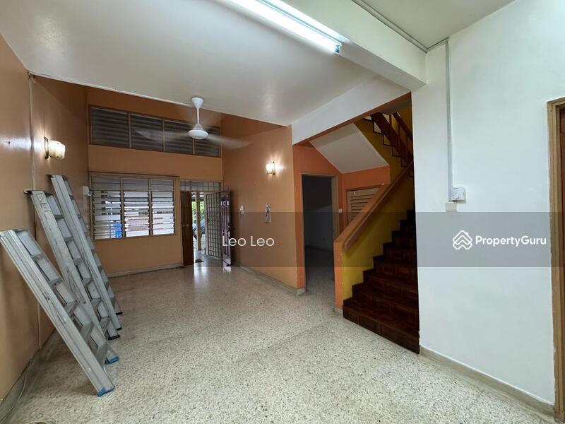Rumah Teres 1.5 Tingkat untuk Disewa di Taman Perling (Perling) - Leo SK - PropertyGuru.com.my
