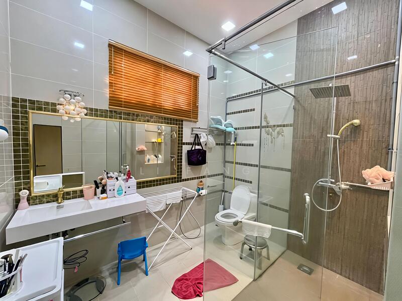 For Sale - Greenlane - Lebuhraya Mas