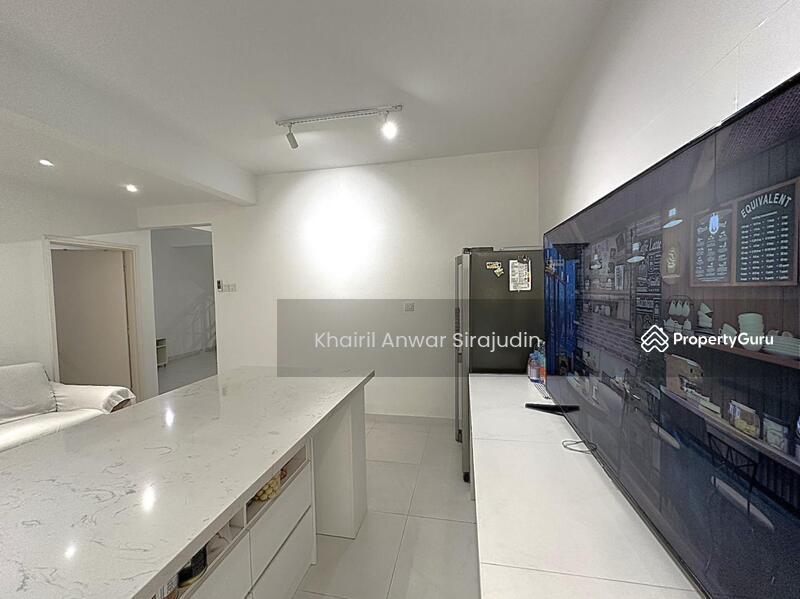 Untuk Dijual - Kota Damansara, Petaling Jaya