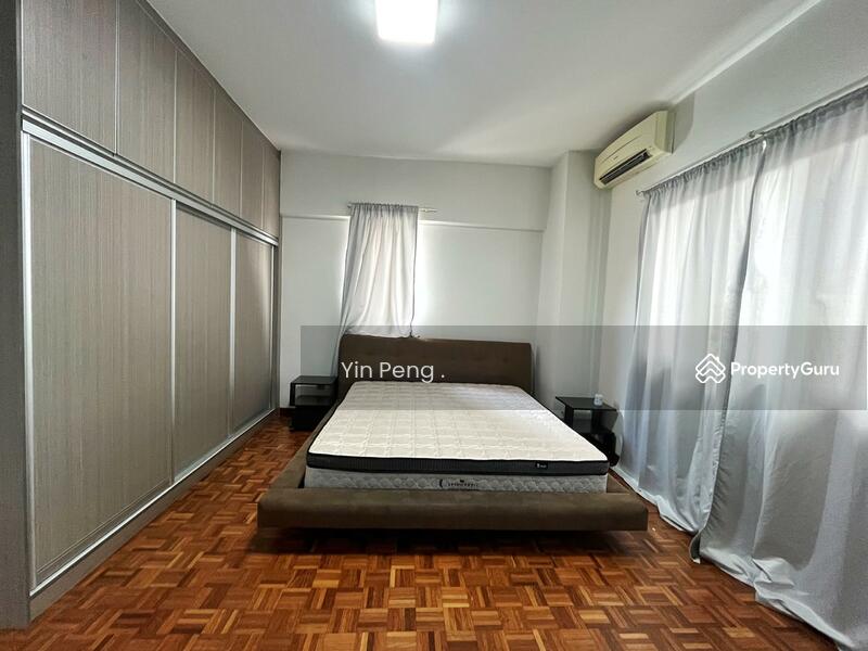 Untuk Dijual - Villa Flora