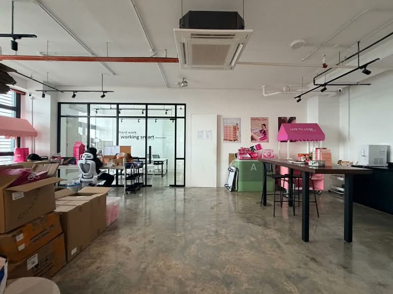 Kedai / Pejabat untuk Disewa di Batu 5 (Jalan Klang Lama (Old Klang Road)) - Caroll Tai - Interior - PropertyGuru.com.my