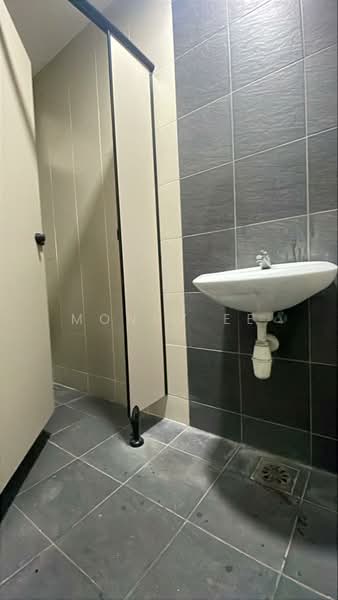 For Rent - Shop-office at Taman Connaught