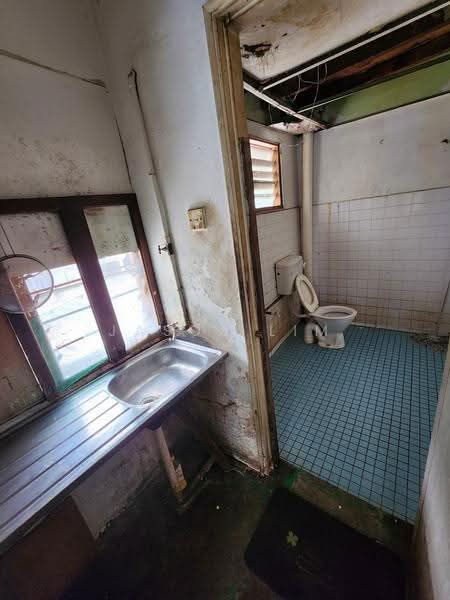 Factory for Rent in Masai (Johor) - Jason Lim - Bathroom - PropertyGuru.com.my