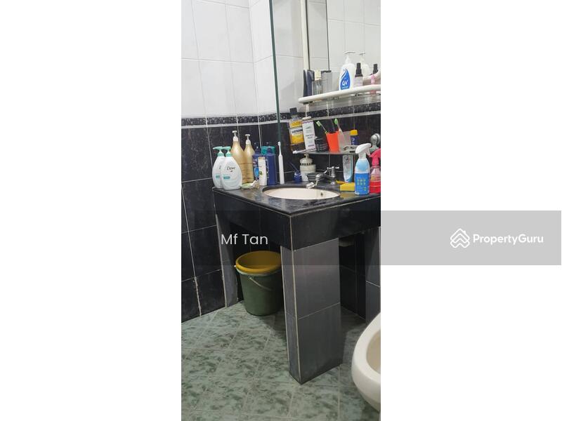 For Sale - Sri Damansara Single Storey Intermediate House for Sale