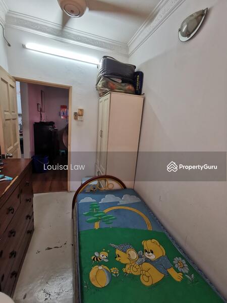 Small Bedroom