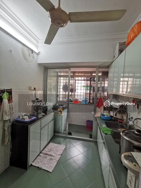Built-in wardrobe (kitchen)