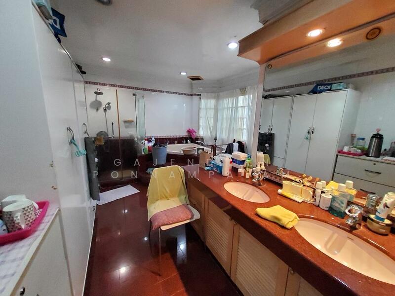 Semi-D house at Damansara Jaya untuk Untuk Dijual - RM 3,200,000, Feb 2026 - PropertyGuru.com.my