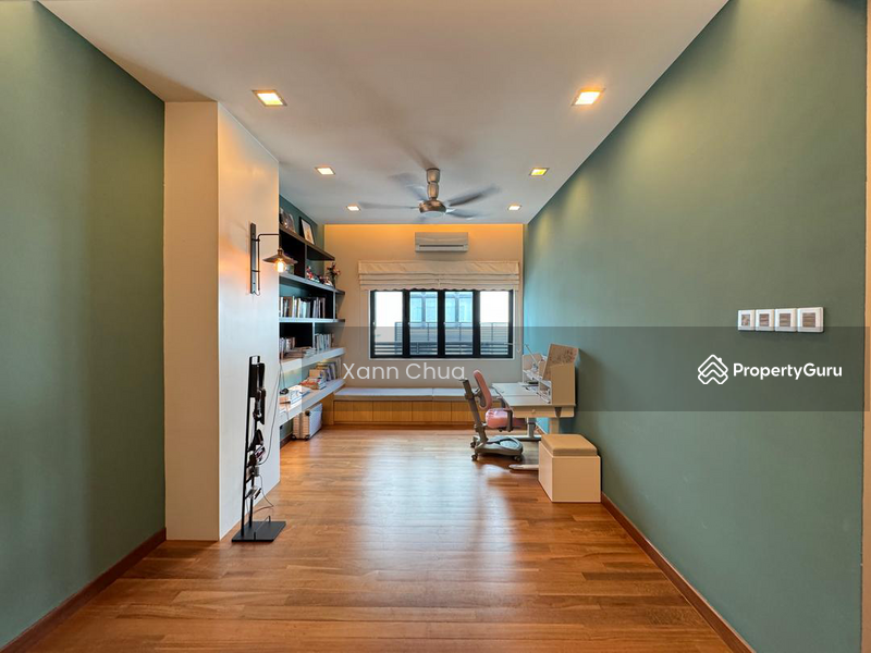 For Sale - Semi-D house at 16 Sierra