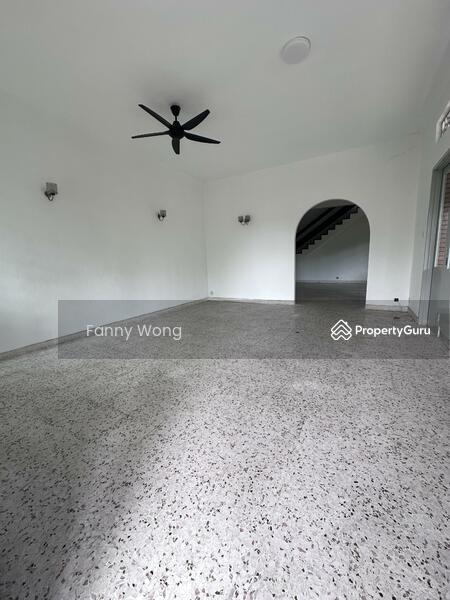 Untuk Dijual - 2 Storey Bungalow Corner Unit Jalan Bukit Bender