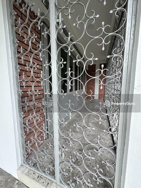 Untuk Dijual - 2 Storey Bungalow Corner Unit Jalan Bukit Bender