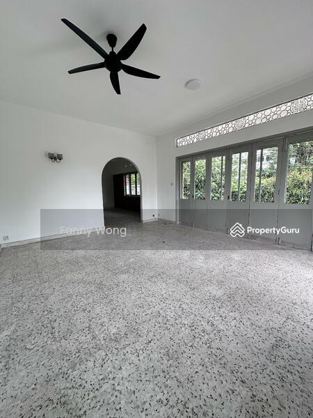 Untuk Dijual - 2 Storey Bungalow Corner Unit Jalan Bukit Bender