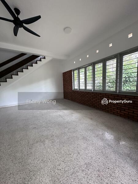 Untuk Dijual - 2 Storey Bungalow Corner Unit Jalan Bukit Bender