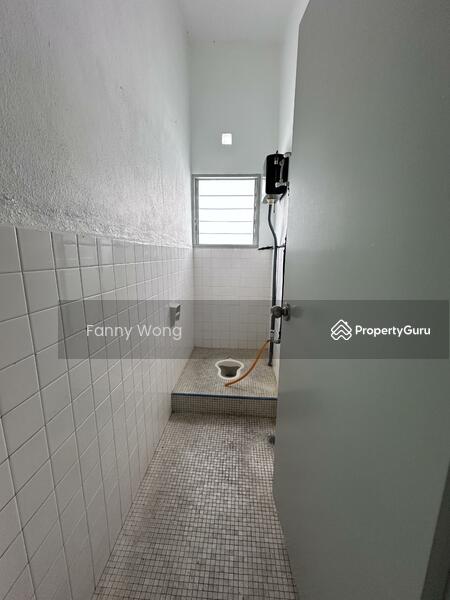 Untuk Dijual - 2 Storey Bungalow Corner Unit Jalan Bukit Bender