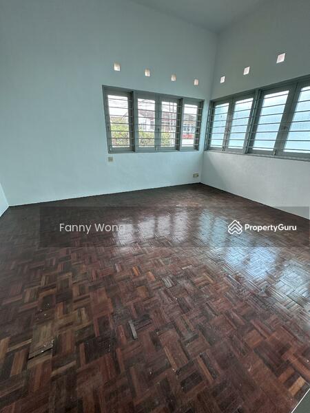 Untuk Dijual - 2 Storey Bungalow Corner Unit Jalan Bukit Bender