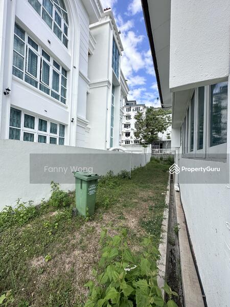 Untuk Dijual - 2 Storey Bungalow Corner Unit Jalan Bukit Bender