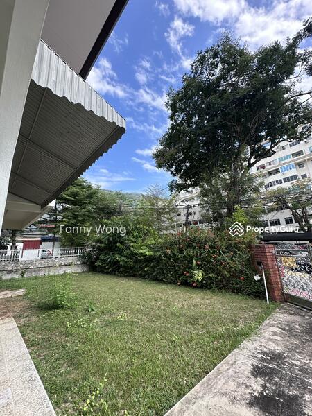Untuk Dijual - 2 Storey Bungalow Corner Unit Jalan Bukit Bender