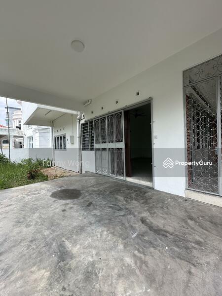 Untuk Dijual - 2 Storey Bungalow Corner Unit Jalan Bukit Bender