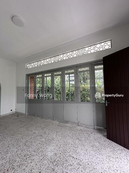 Untuk Dijual - 2 Storey Bungalow Corner Unit Jalan Bukit Bender