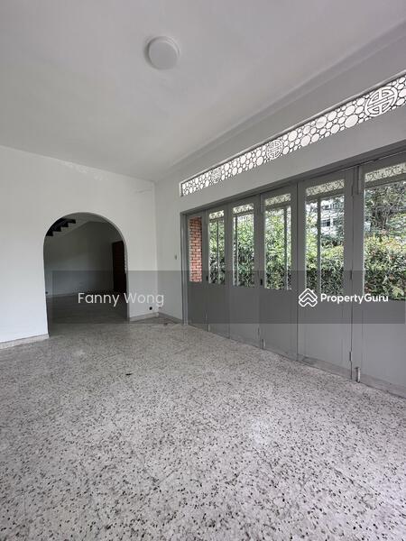 Untuk Dijual - 2 Storey Bungalow Corner Unit Jalan Bukit Bender