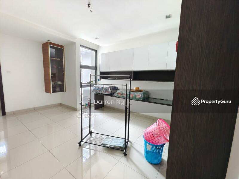 Rumah Berkembar untuk Dijual di Putra Heights (Subang Jaya) - Darren Ng - PropertyGuru.com.my