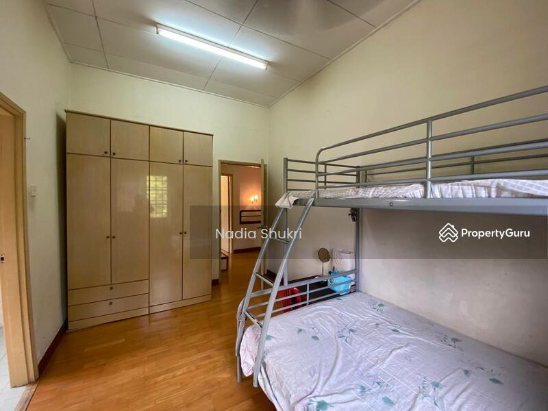 2-storey Terraced House for Sale in Bukit Jelutong (Shah Alam) - Nadia Shukri - PropertyGuru.com.my