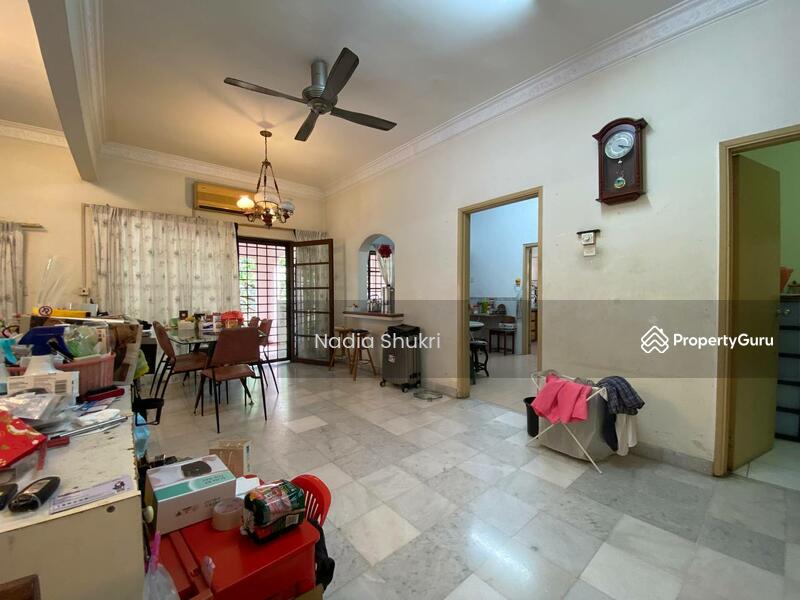 2-storey Terraced House for Sale in Bukit Jelutong (Shah Alam) - Nadia Shukri - PropertyGuru.com.my