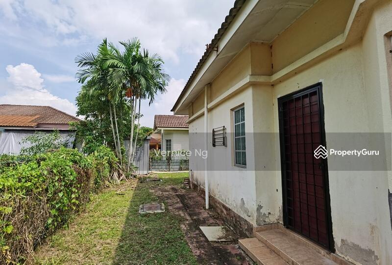 For Sale - Pantai Sepang Putra