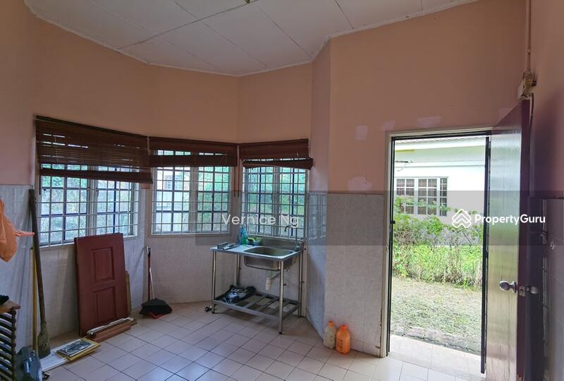 For Sale - Pantai Sepang Putra