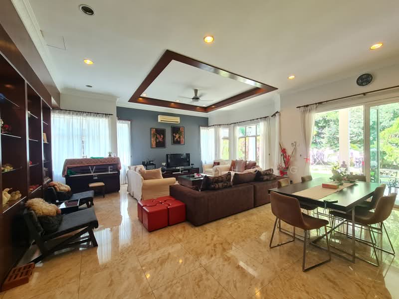 Rumah Banglo untuk Dijual di Bukit Gita Bayu (Seri Kembangan) - Venice Chong - Living Room - PropertyGuru.com.my