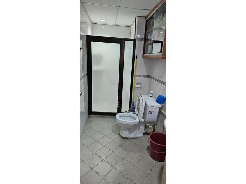 Kondominium untuk Dijual di Twin Towers - Irene Goh - Bathroom - PropertyGuru.com.my
