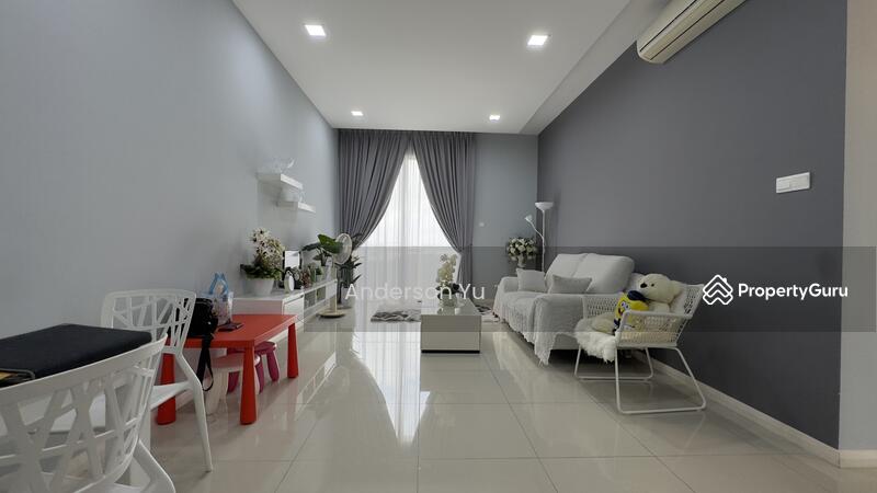 For Sale - The WaterEdge (Pinggiran Air)