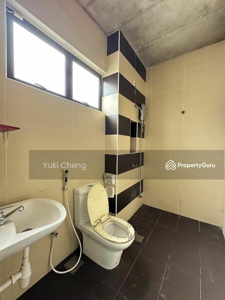 For Sale - Taman Seri Austin, Superlink Terrace 24x75