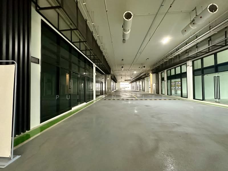 Shop / Office for Rent in Taman Sains Selangor (Kota Damansara) - Pui Ling Lee - Corridor - PropertyGuru.com.my