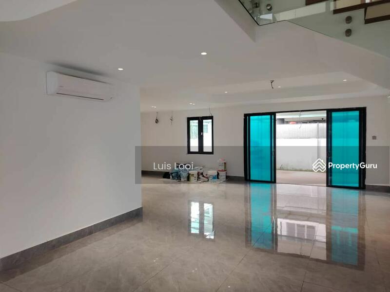 For Sale - Bungalow at Taman Taynton View